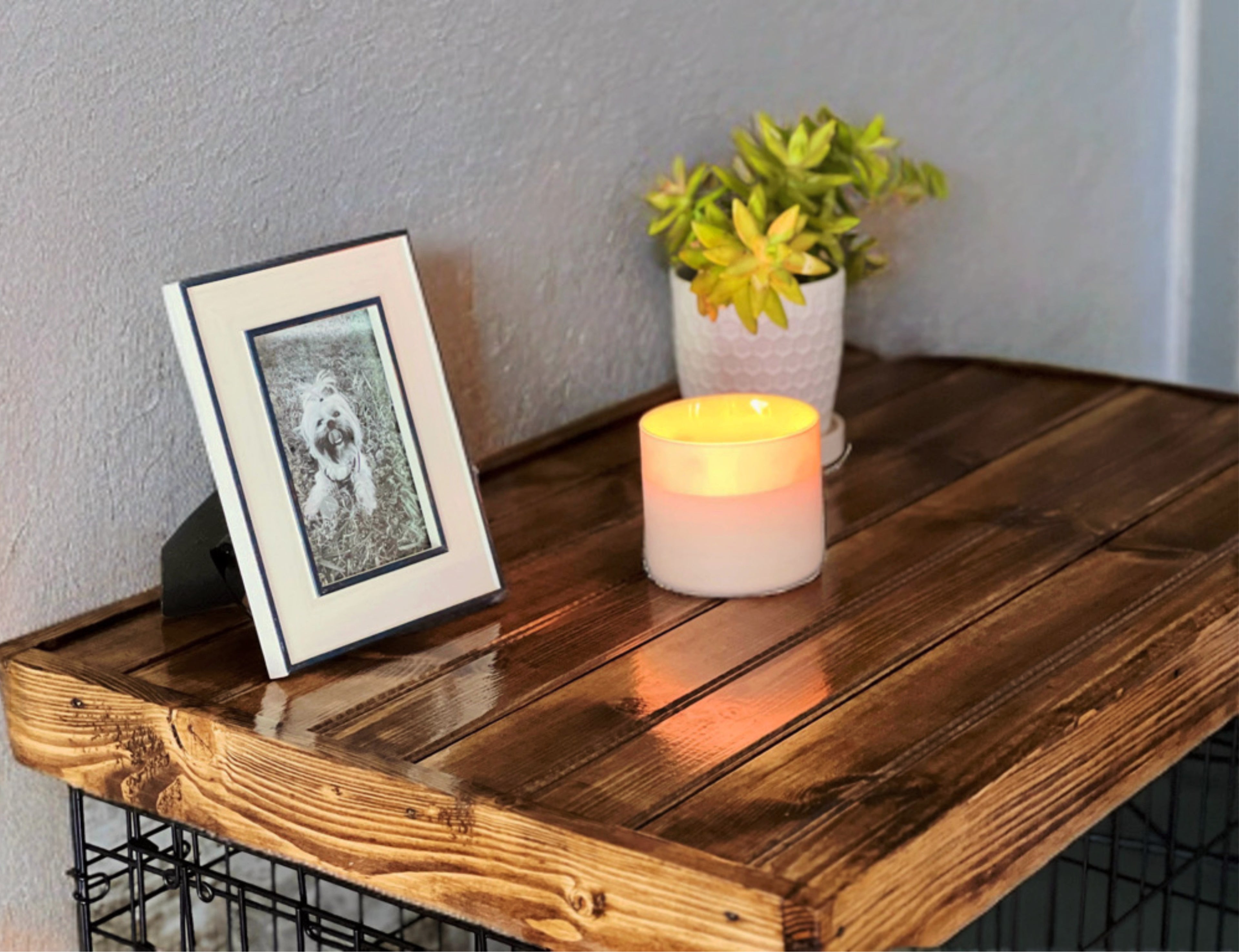 wooden crate topper, wooden kennel topper, dog crate table, dog kennel table, dog crate cover, dog crate furniture, dog crate end table, dog kennel furniture, dog bed furniture, wooden dog furniture, wood table dog crate, wooden dog kennel furniture, pet furniture wood pet furniture